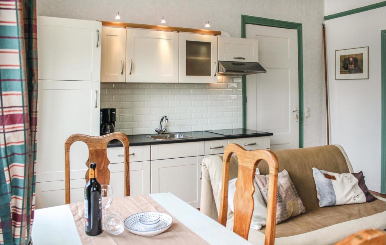 Cozy Apartment In Molkwerum With Wifi Exterior photo
